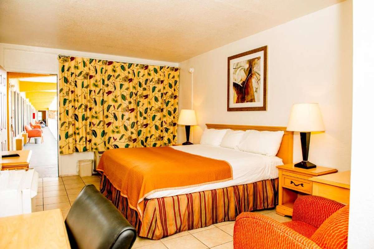 Standard King Room